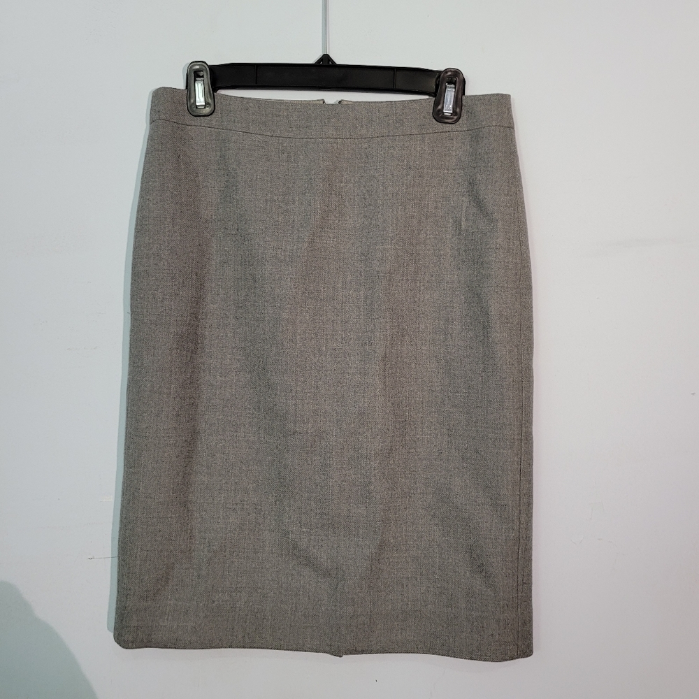 J crew no. 2 pencil skirt light grey - size 4